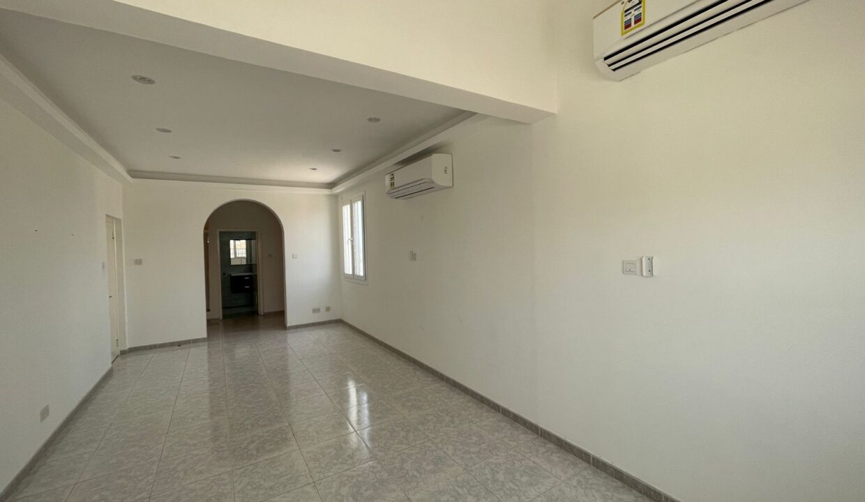 WhatsApp Image 2025-05-19 at 10.18.13_bde6647e