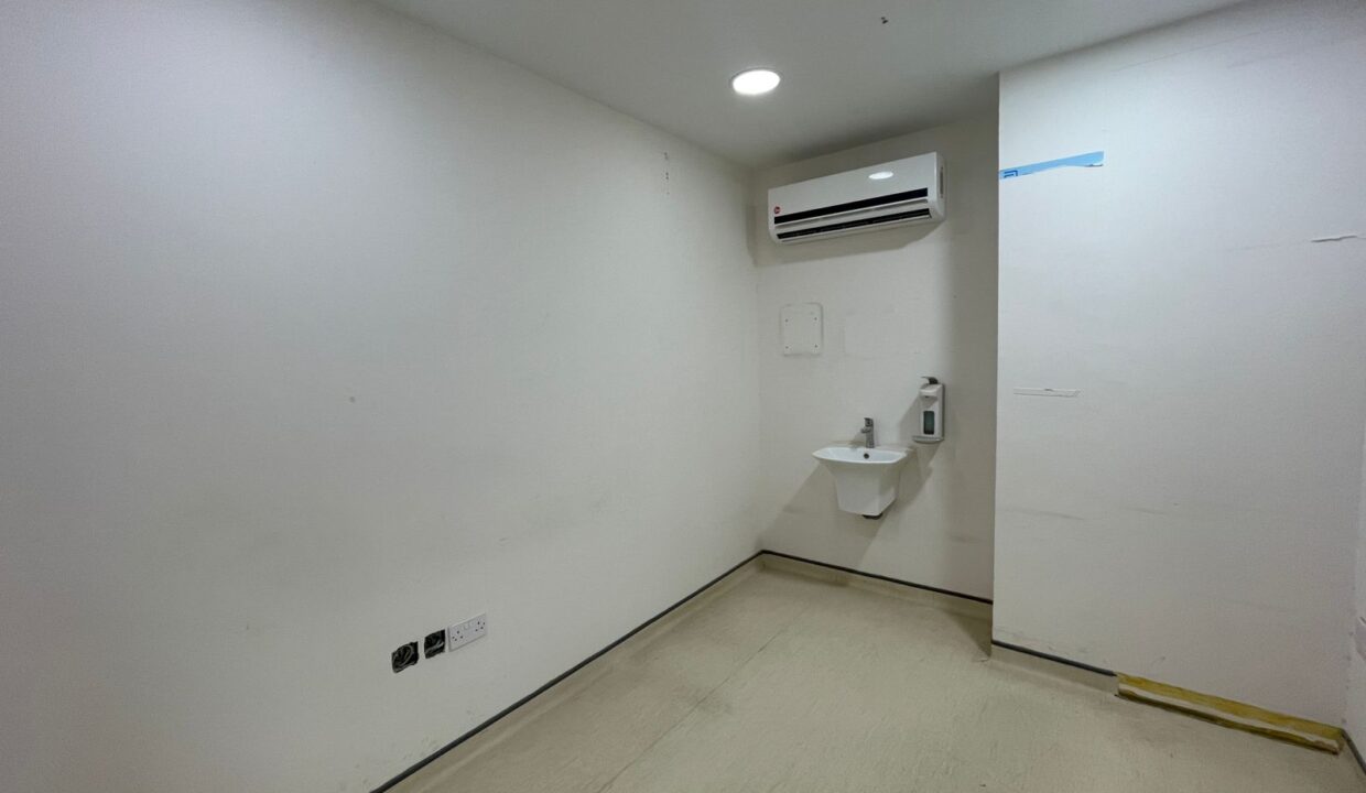 WhatsApp Image 2025-06-24 at 12.30.39_a54968c0