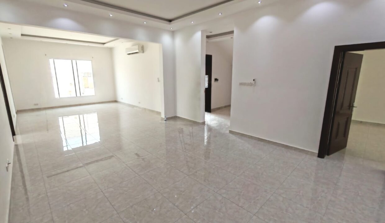 WhatsApp Image 2025-08-04 at 09.36.15_67314351