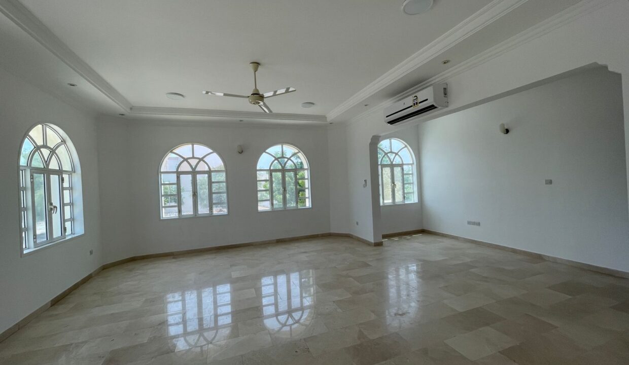 WhatsApp Image 2025-08-05 at 08.42.47_a1802645