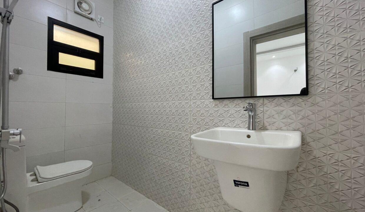 WhatsApp Image 2025-08-05 at 09.45.22_186f553c