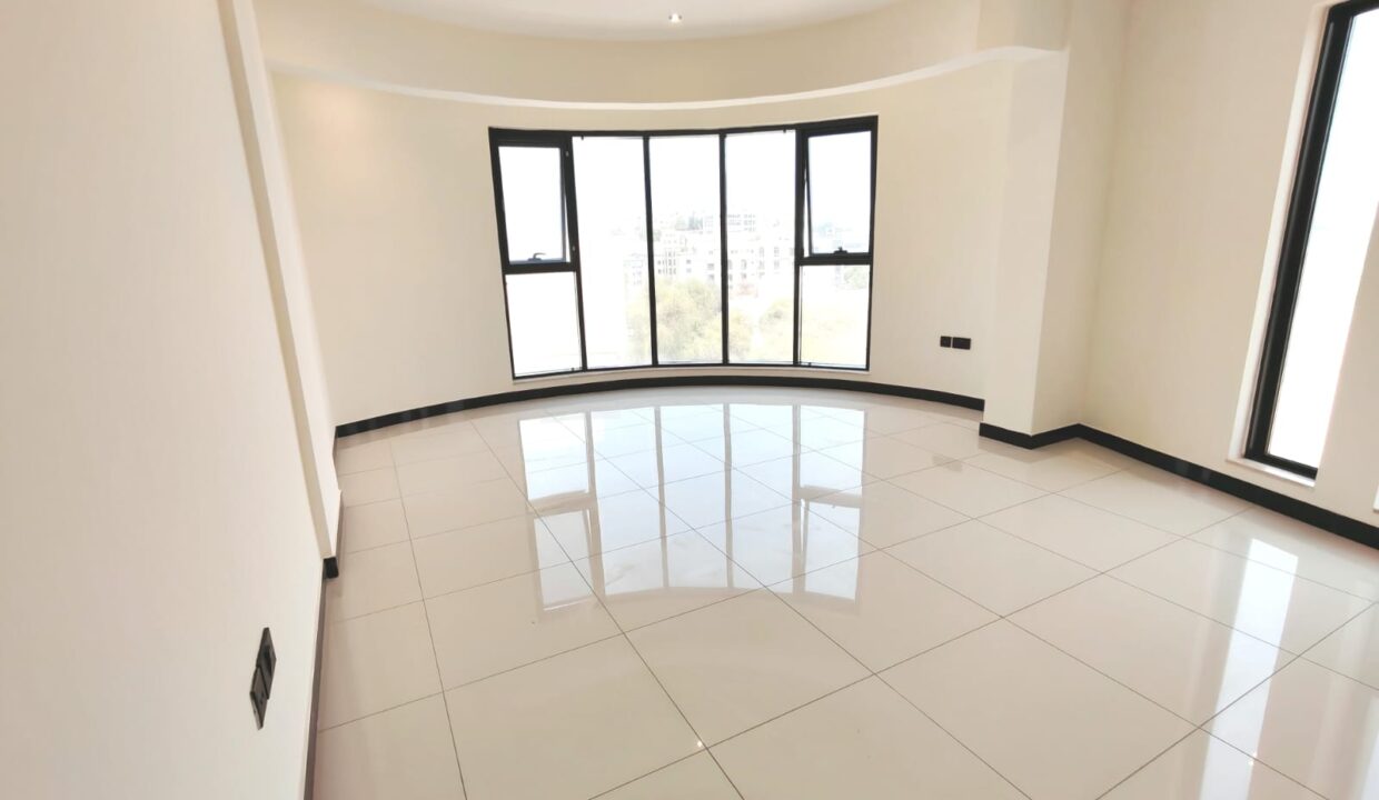 WhatsApp Image 2025-08-06 at 09.30.43_828fde19