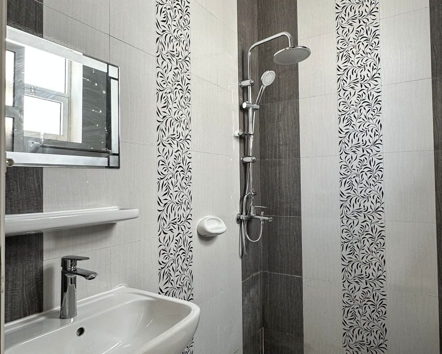 WhatsApp Image 2025-08-28 at 16.44.04_f96fd0f8