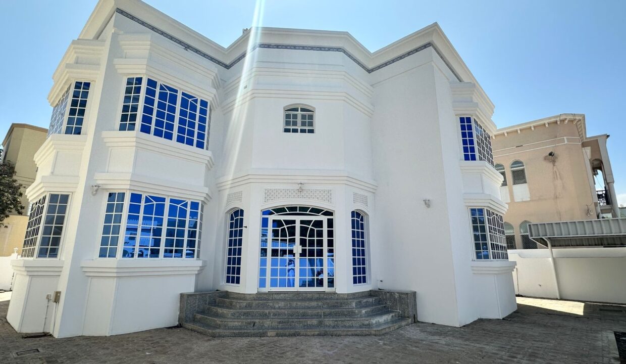 WhatsApp Image 2025-09-14 at 16.06.20_e36d3742