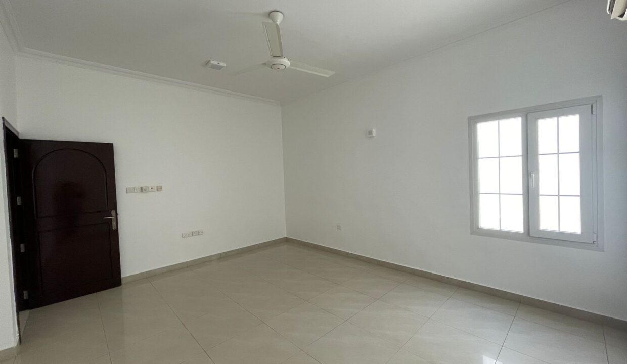 WhatsApp Image 2025-09-14 at 16.57.48_c96f8dd4