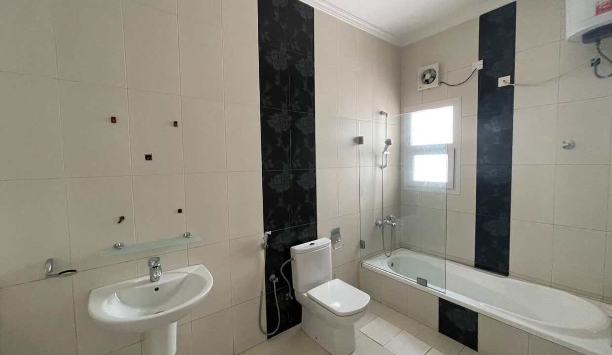 WhatsApp Image 2025-09-14 at 16.57.50_217e23c4