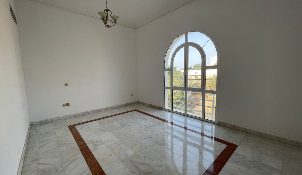 WhatsApp Image 2025-09-17 at 11.01.24_4698fedf