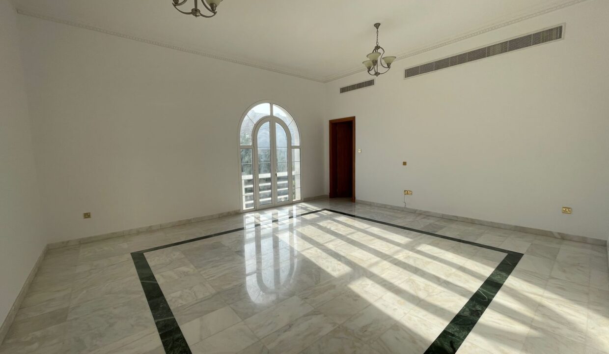 WhatsApp Image 2025-09-17 at 11.01.24_9ecb7f29