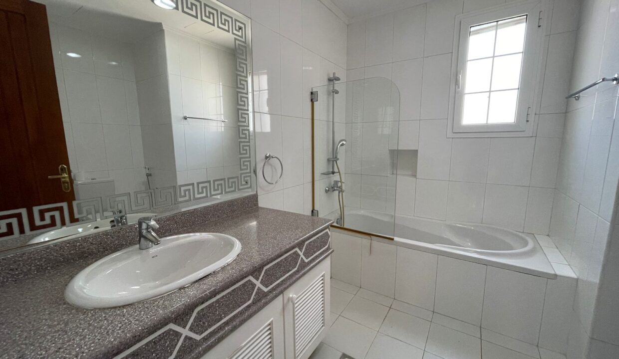 WhatsApp Image 2025-09-17 at 11.01.25_0da1a91e