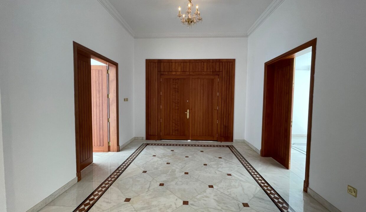 WhatsApp Image 2025-09-17 at 11.01.25_43449b4b