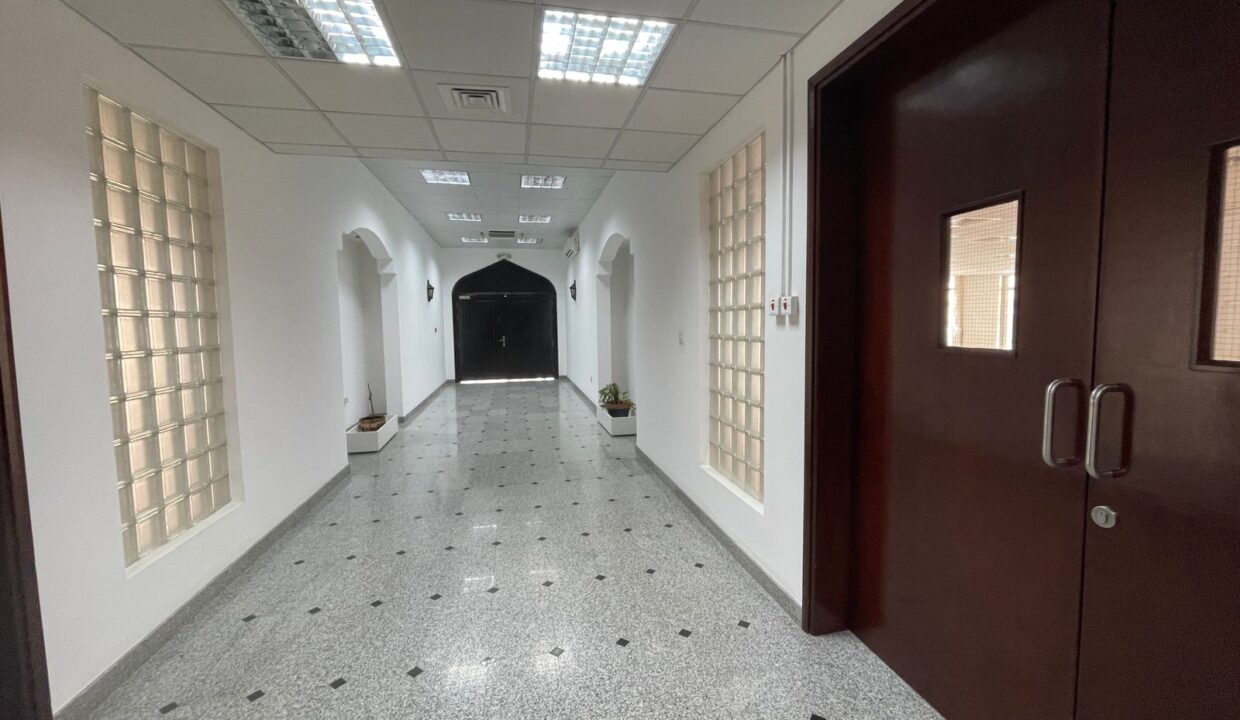 WhatsApp Image 2025-09-25 at 09.23.20_3b69367e