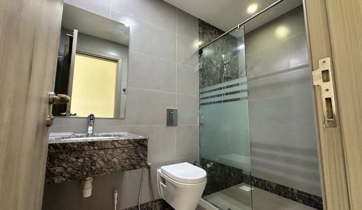 WhatsApp Image 2025-09-29 at 08.44.40_f33a3af3