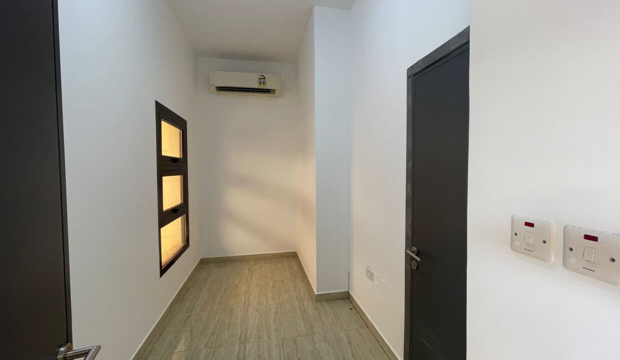 WhatsApp Image 2025-09-29 at 14.50.33_aada80f9