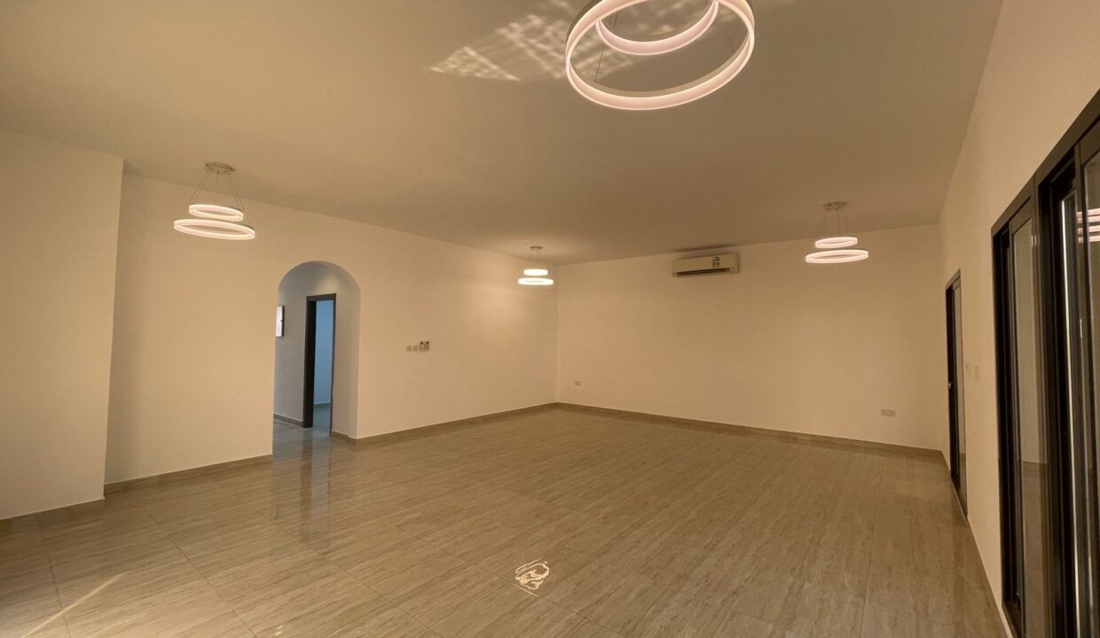 WhatsApp Image 2025-09-29 at 14.50.36_5ea98165