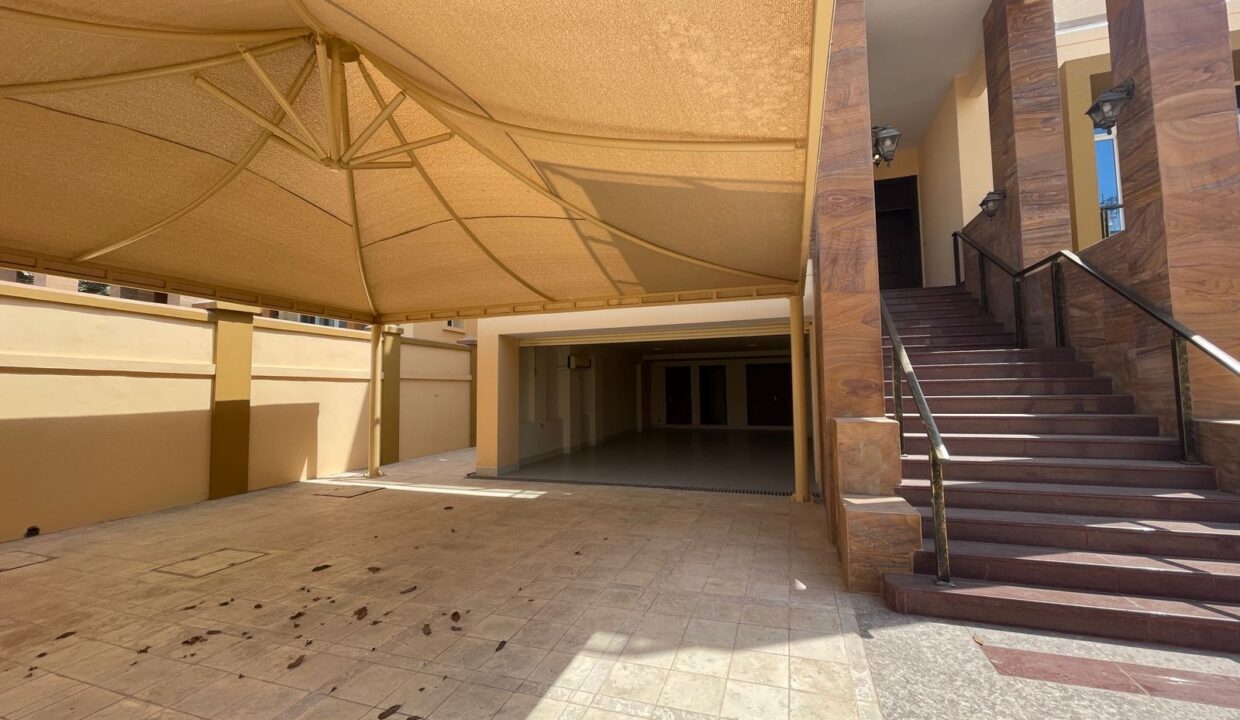 WhatsApp Image 2025-09-29 at 15.39.49_f4f787b2