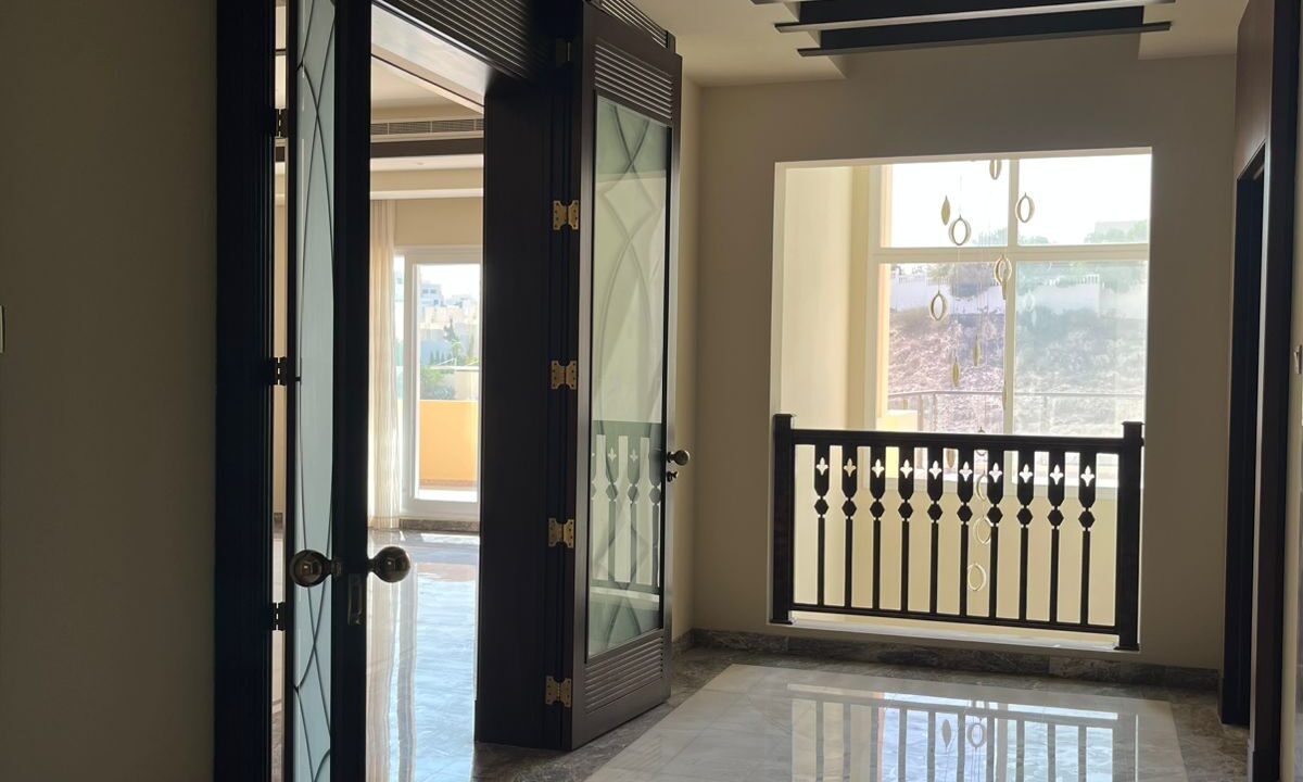 WhatsApp Image 2025-09-29 at 15.46.09_ae202509