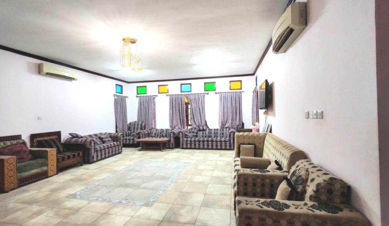 WhatsApp Image 2025-10-06 at 09.51.49_f1980379