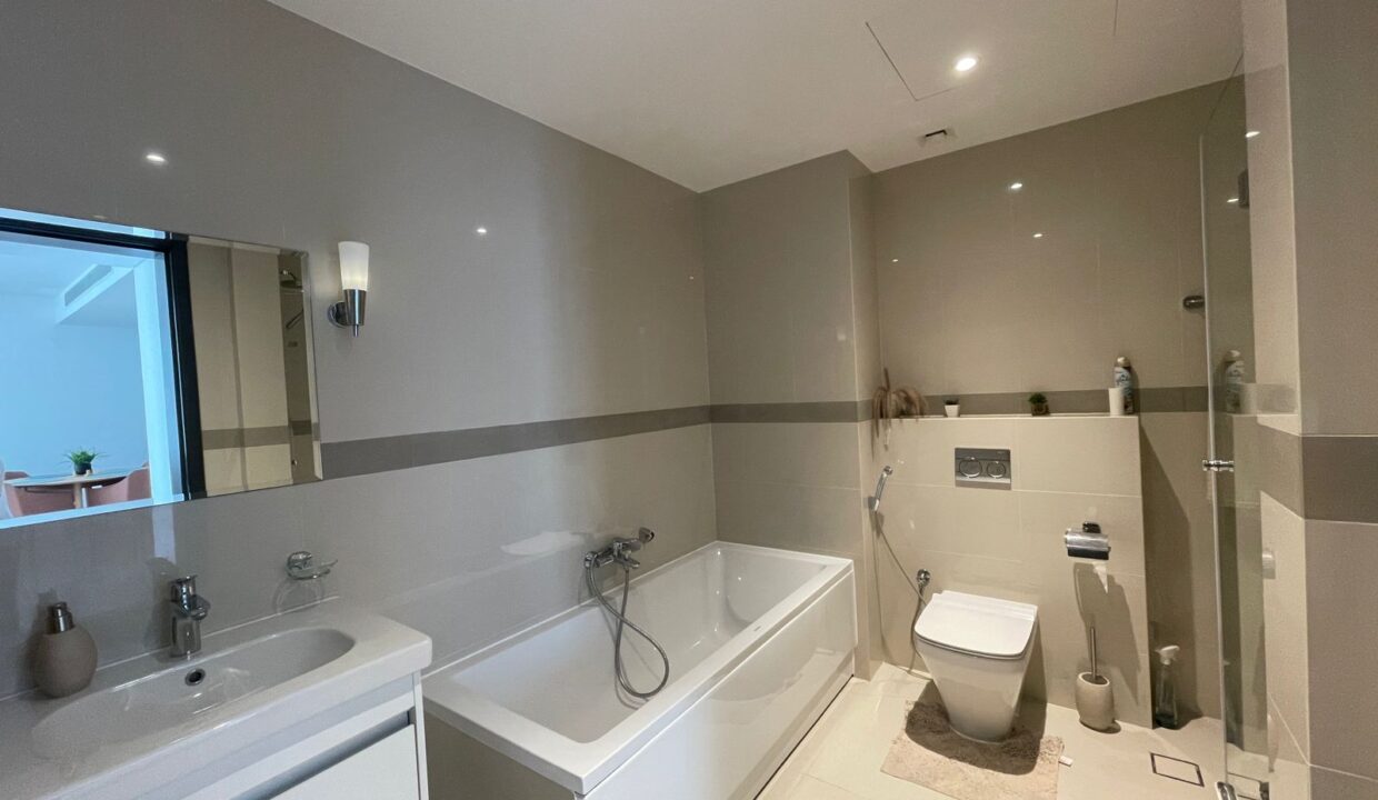 WhatsApp Image 2025-10-12 at 09.26.22_8ccb64bb