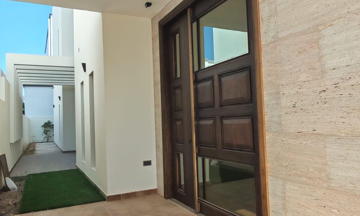 WhatsApp Image 2025-10-21 at 08.34.15_2aa3226e