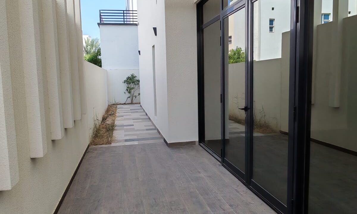 WhatsApp Image 2025-10-21 at 08.34.21_dfcdf771