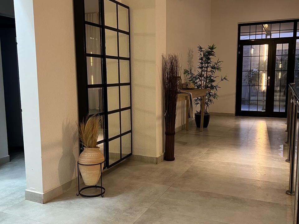 WhatsApp Image 2025-10-28 at 08.42.37_80231440