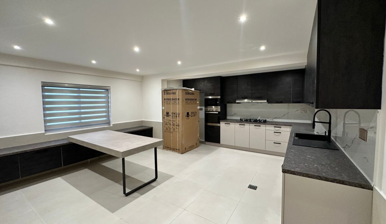 WhatsApp Image 2025-11-09 at 16.36.39_fe6c6d57