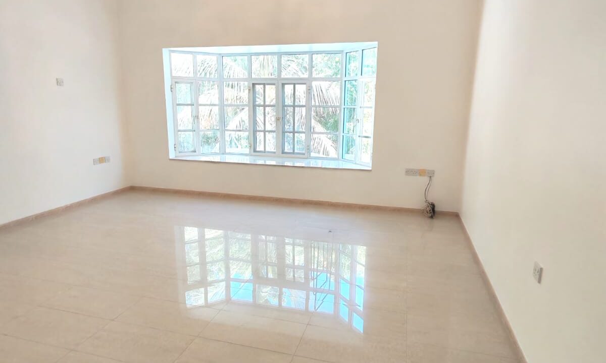 WhatsApp Image 2025-11-09 at 16.37.38_02b643e3