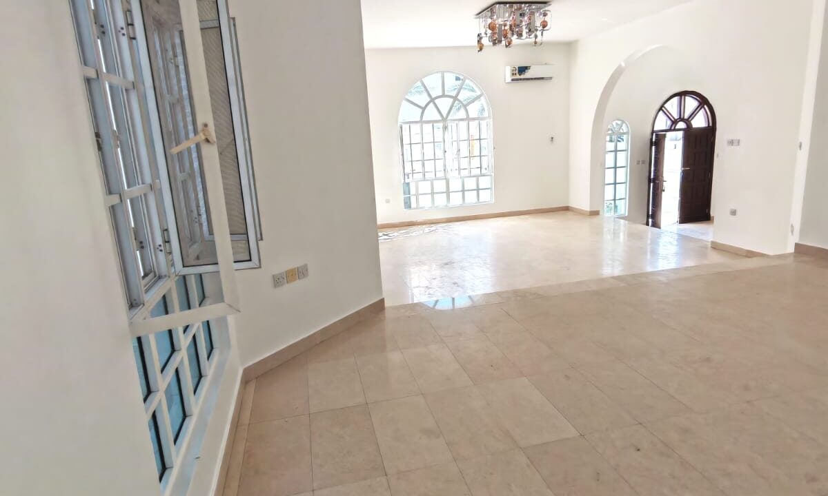 WhatsApp Image 2025-11-09 at 16.37.39_795c5aea