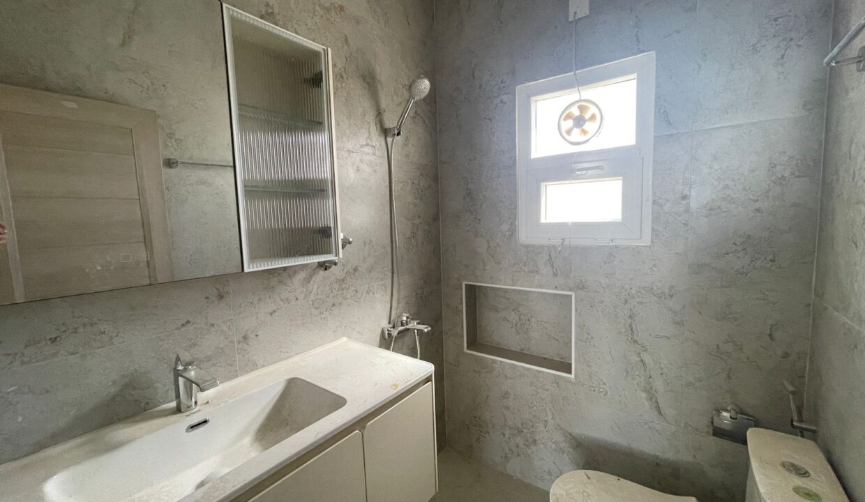 WhatsApp Image 2025-11-10 at 15.09.55_1066cf8c