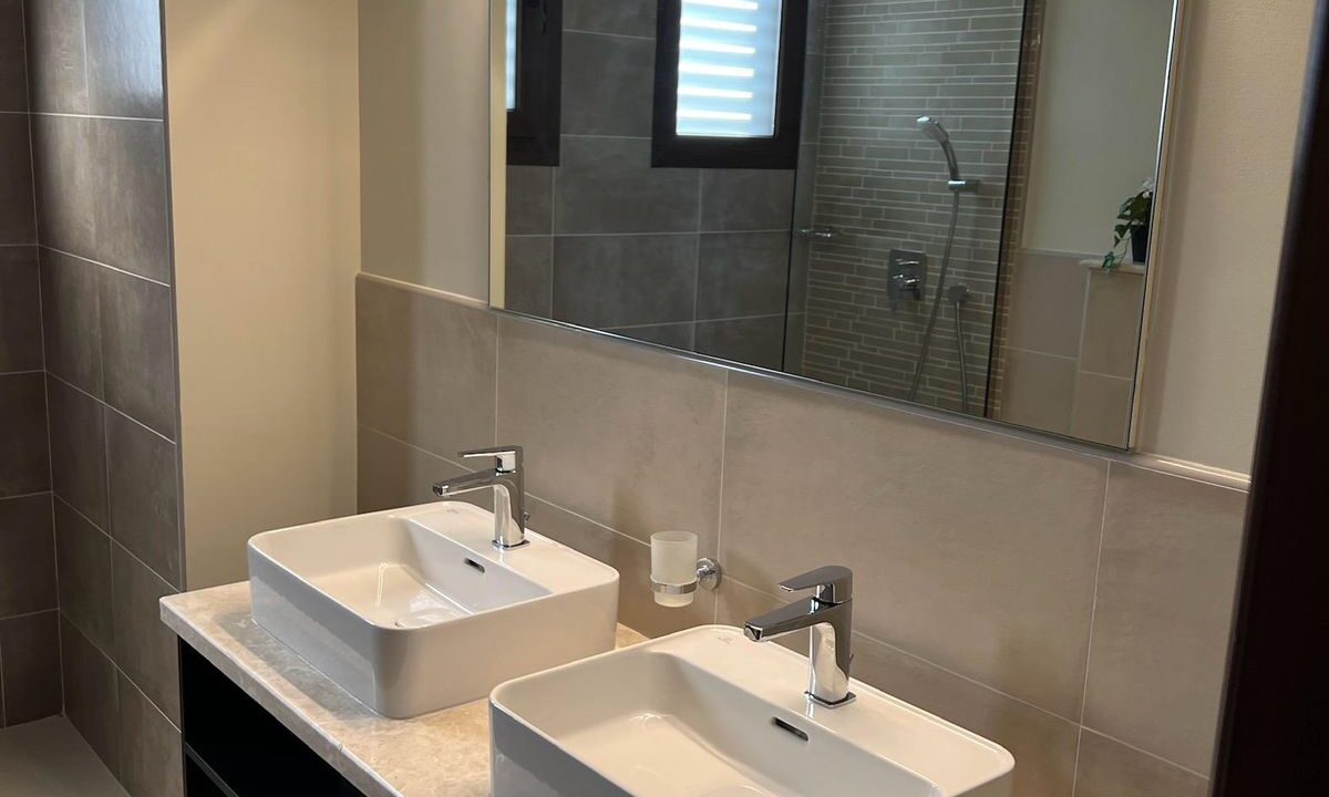 WhatsApp Image 2025-11-16 at 15.44.07_bc8fc7df