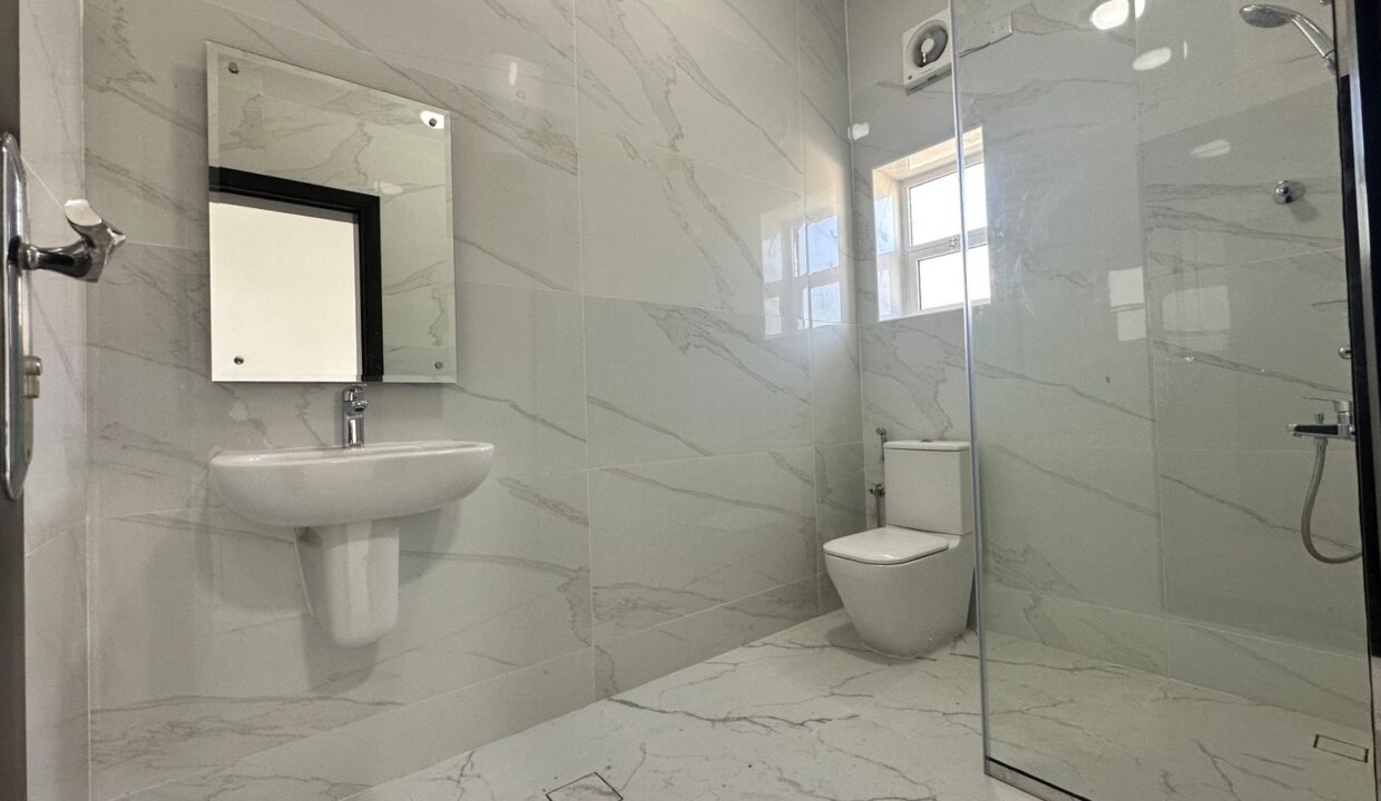 WhatsApp Image 2025-11-18 at 09.09.51_1bbe6420