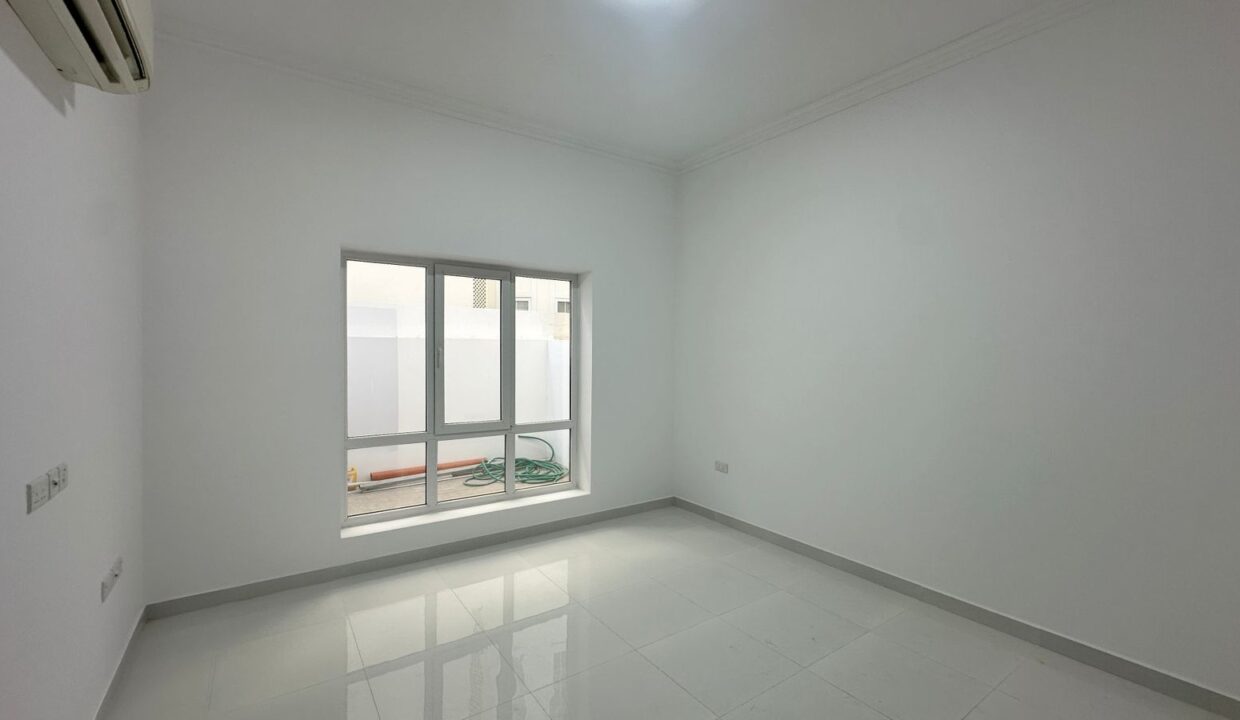 WhatsApp Image 2025-11-18 at 09.09.54_38048d90