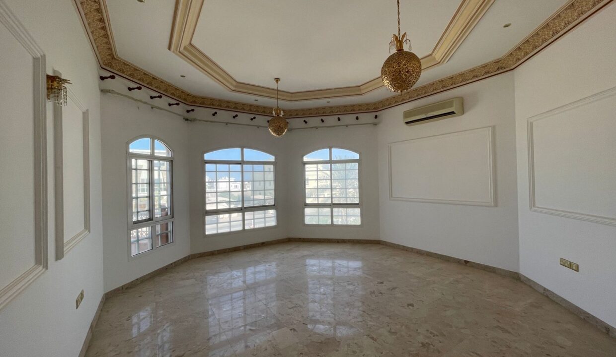 WhatsApp Image 2025-11-24 at 13.45.59_0f91bef8