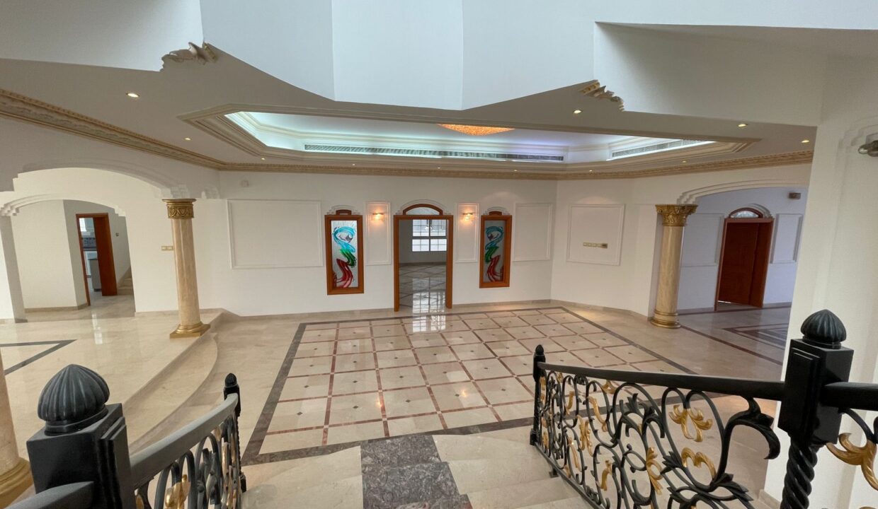 WhatsApp Image 2025-11-24 at 13.45.59_a8b4998d