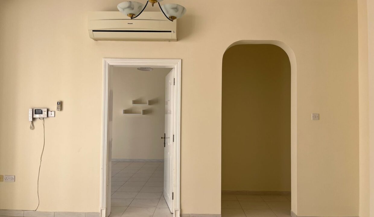 WhatsApp Image 2025-12-04 at 16.39.04_509f8eaf