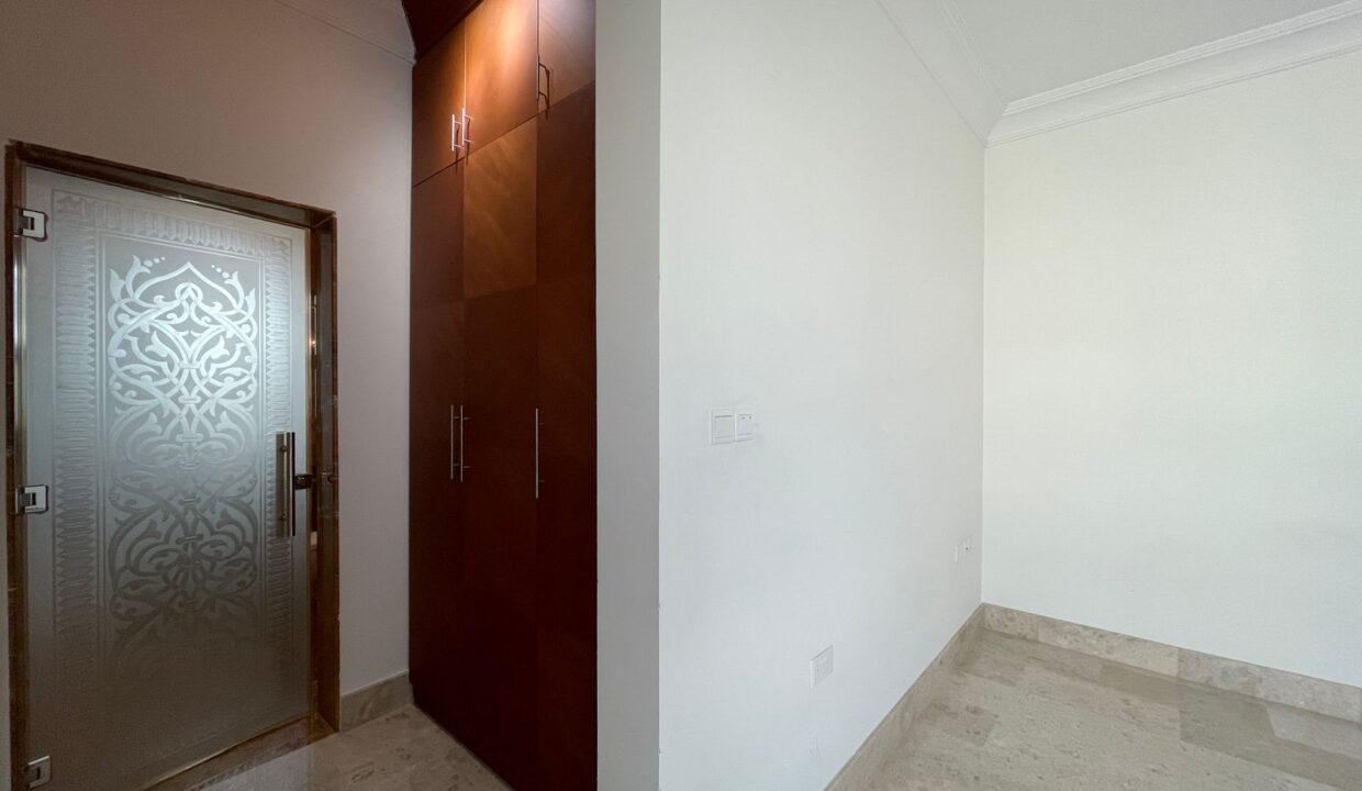 WhatsApp Image 2025-12-09 at 09.38.08_9951291c