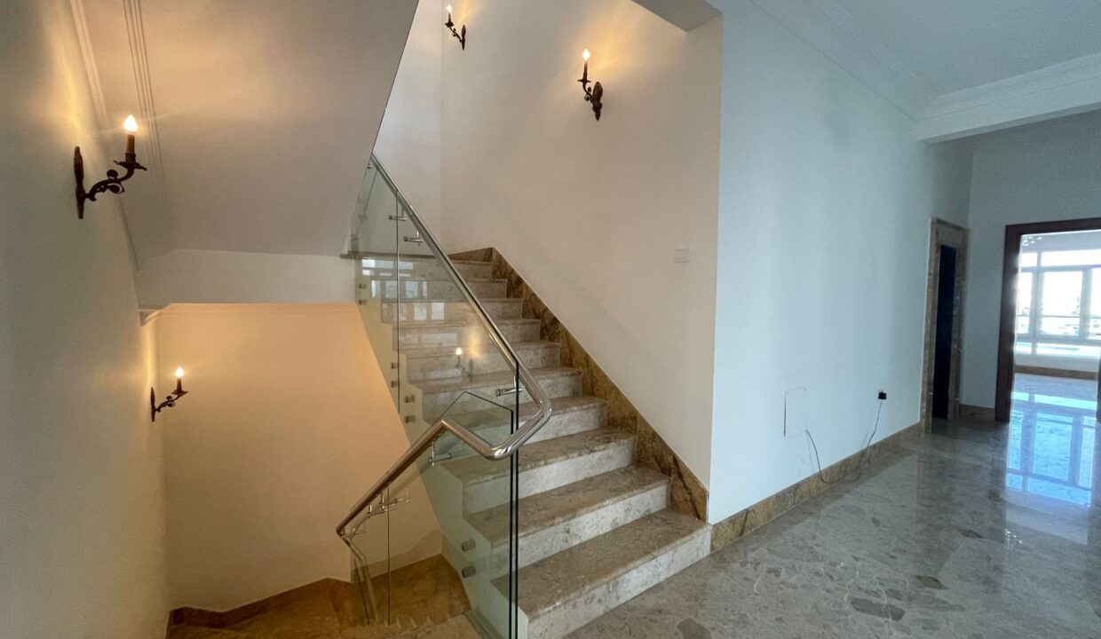 WhatsApp Image 2025-12-09 at 09.38.11_65ccddf3