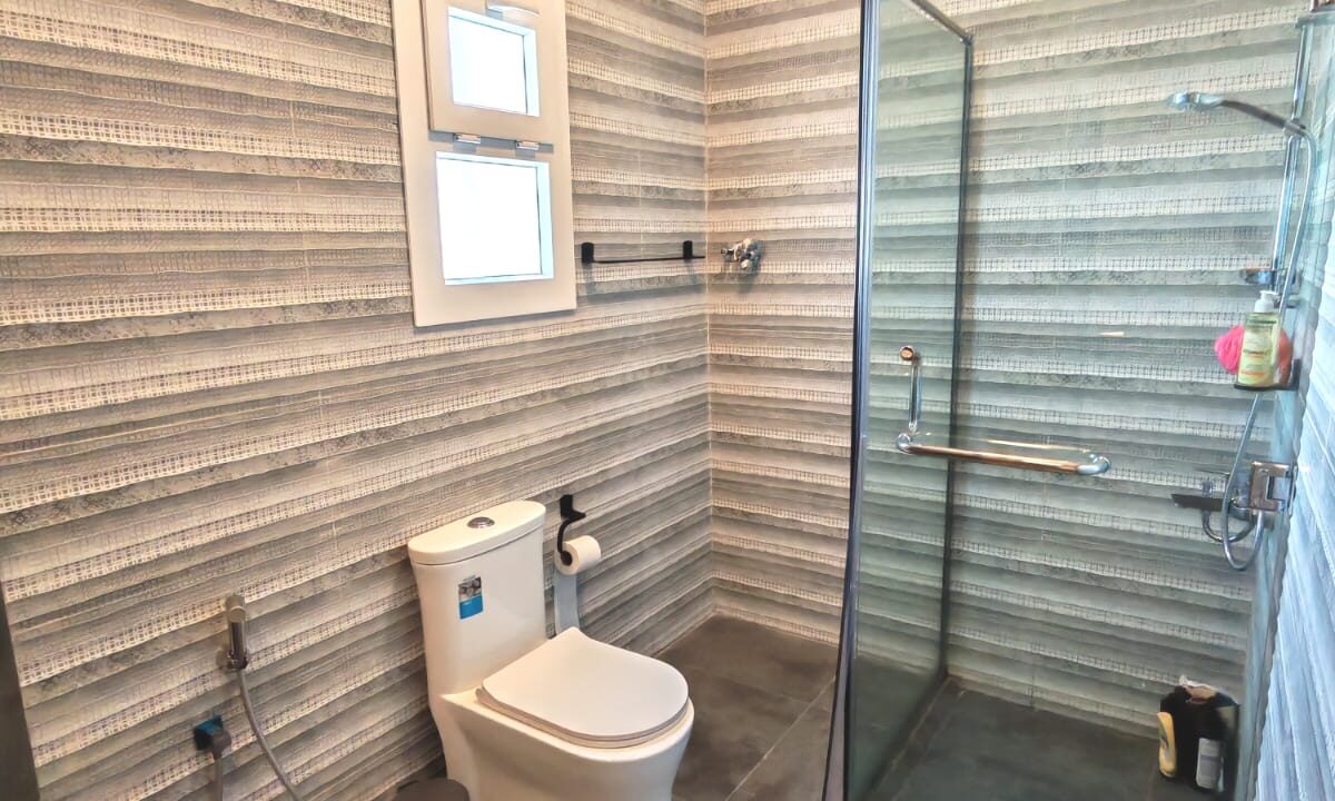 WhatsApp Image 2025-12-15 at 10.07.28_b3a466f2