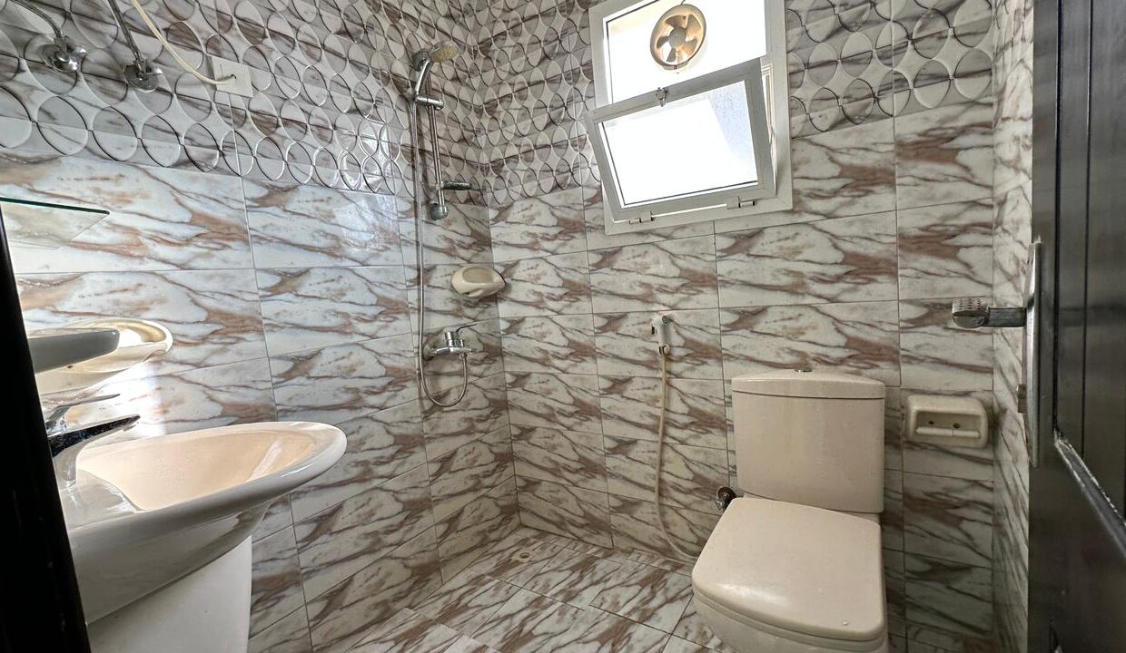 WhatsApp Image 2025-12-15 at 15.27.36_08e4fd5a