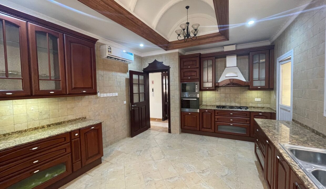 WhatsApp Image 2025-12-18 at 11.28.44 AM (2)