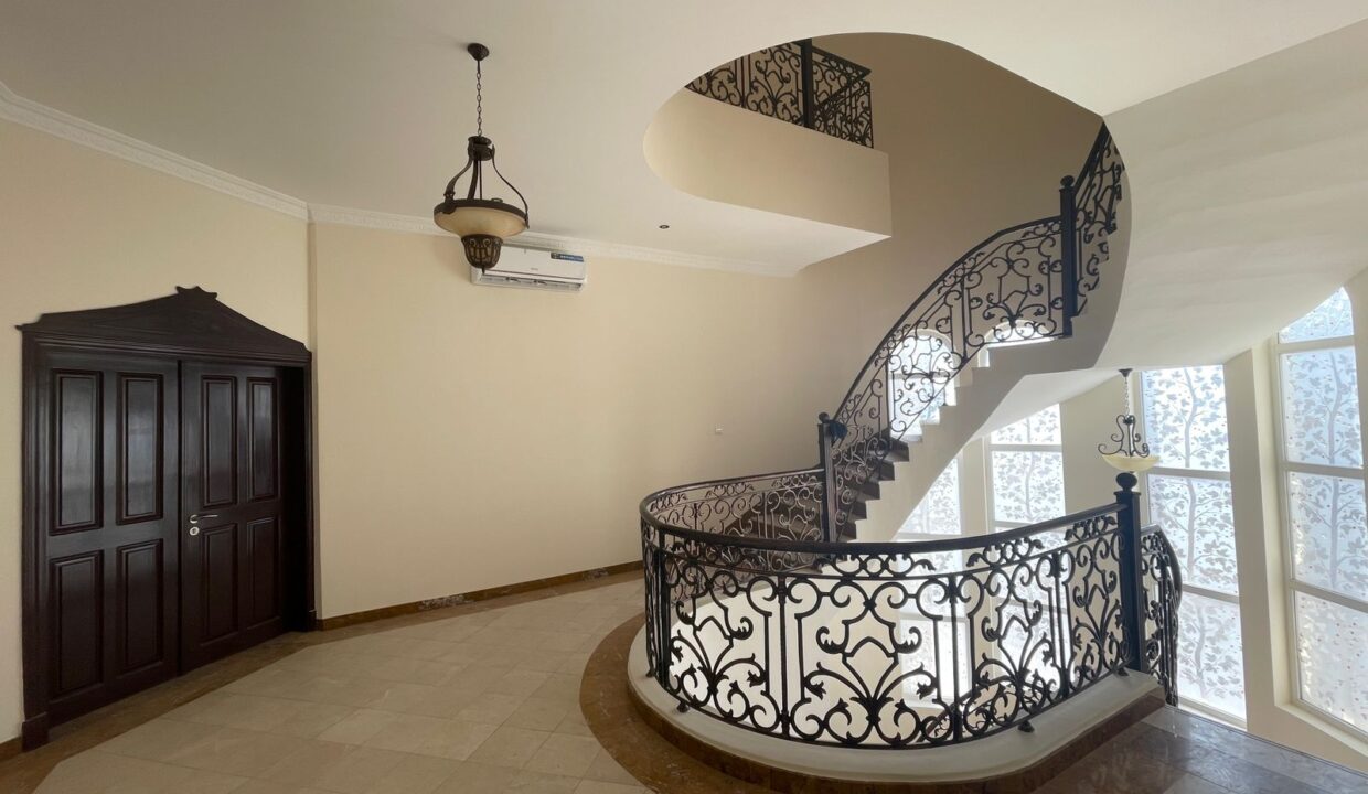 WhatsApp Image 2025-12-18 at 11.28.47 AM (2)