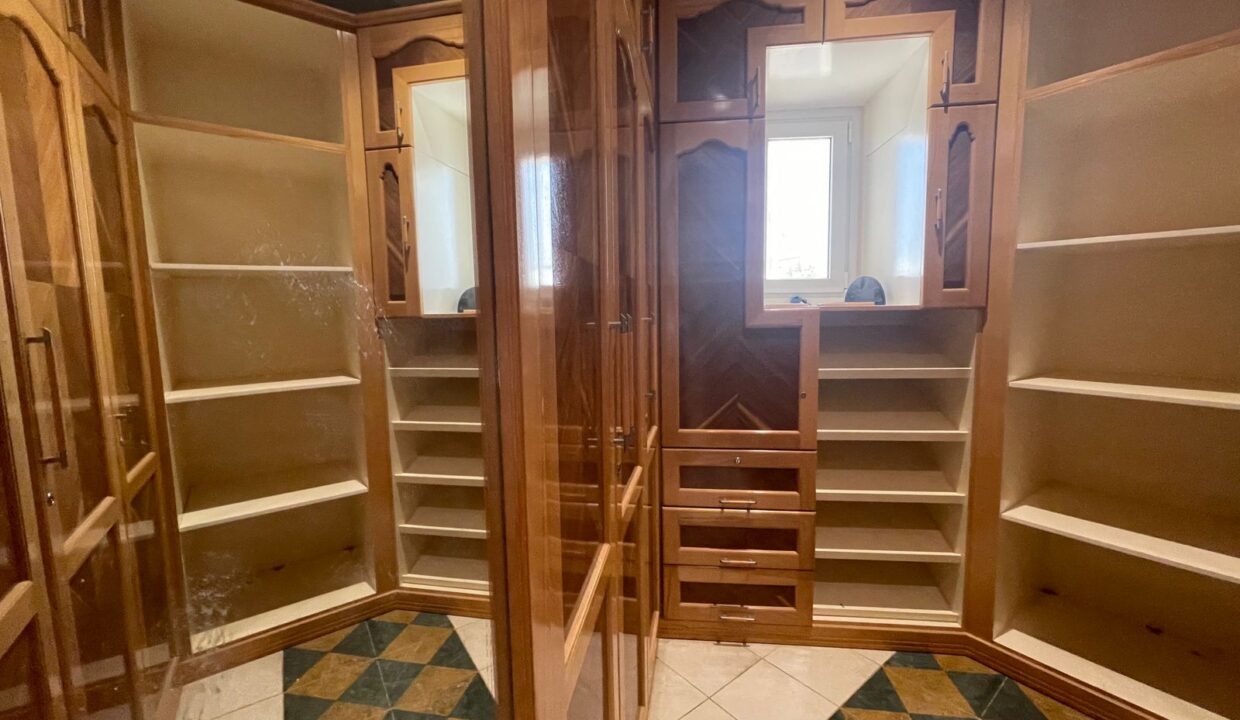 WhatsApp Image 2025-12-18 at 11.28.48 AM