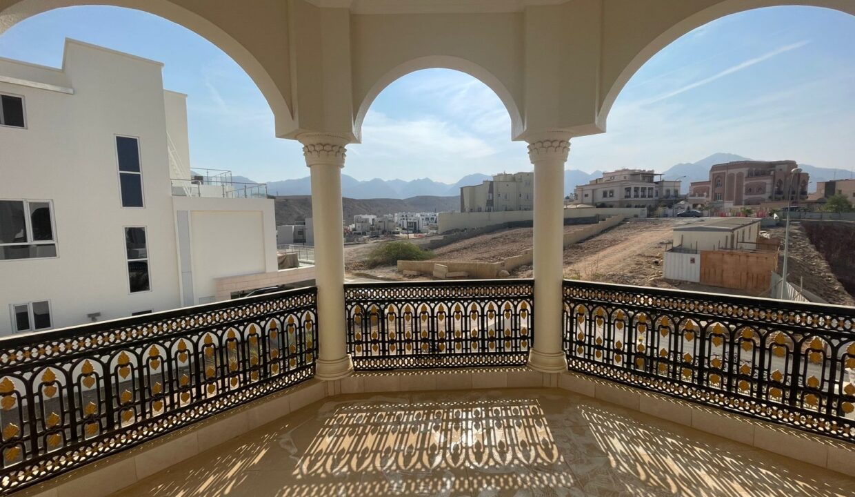 WhatsApp Image 2025-12-18 at 11.28.49 AM (1)