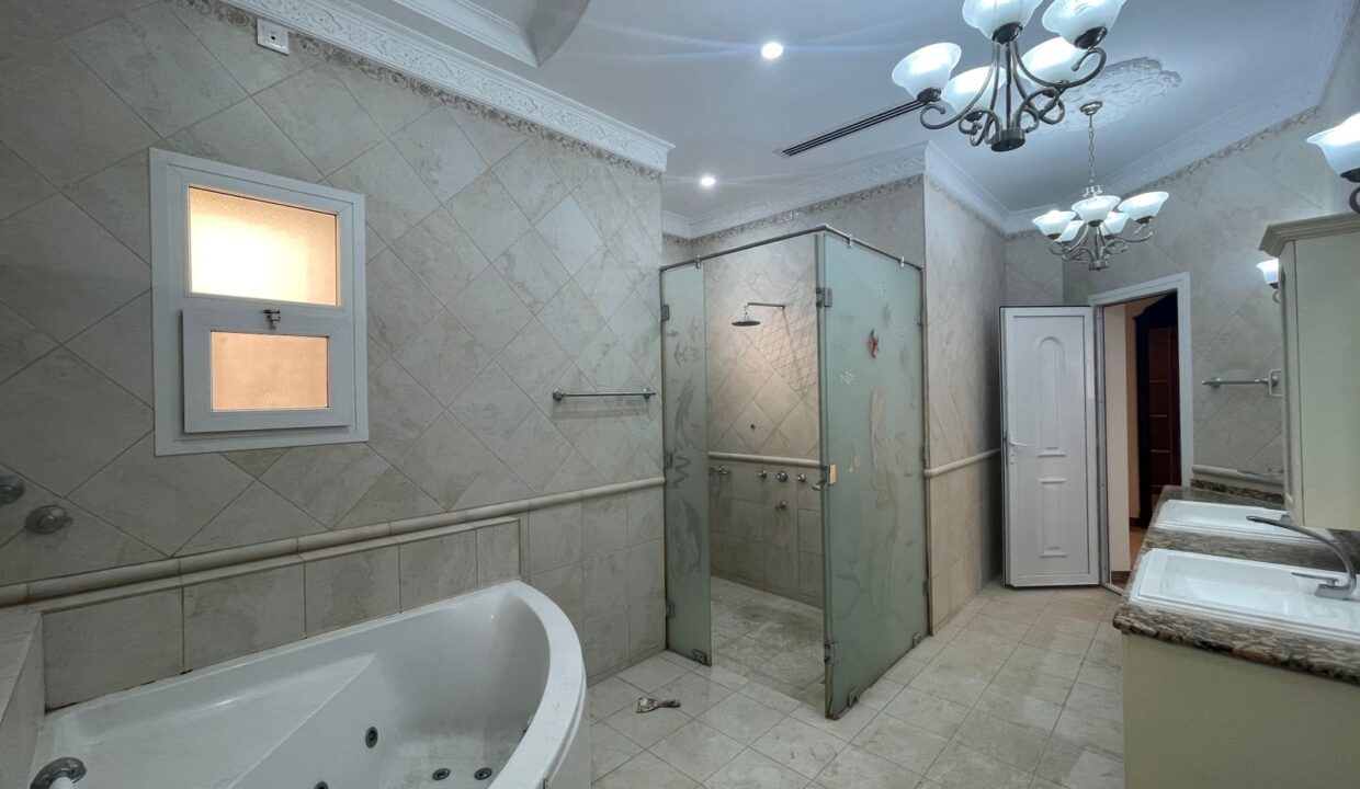 WhatsApp Image 2025-12-18 at 11.28.49 AM