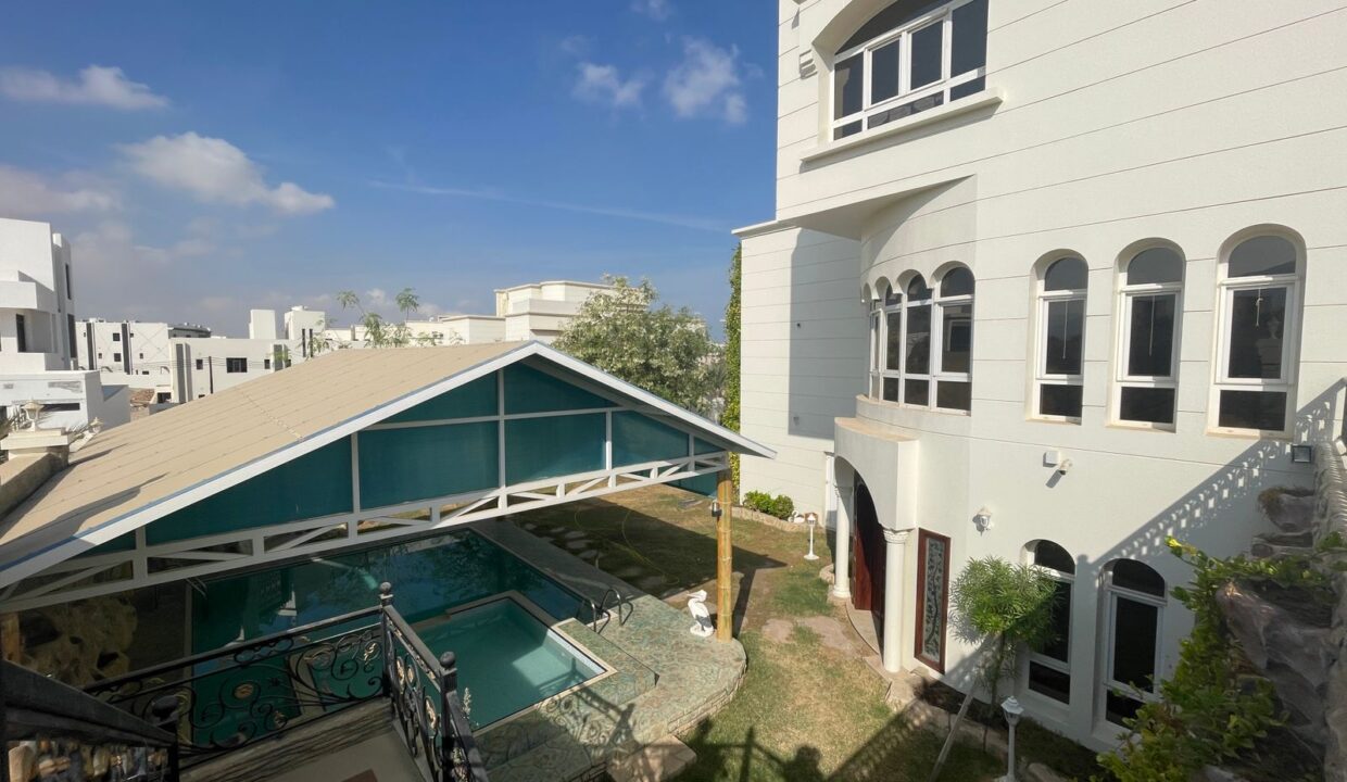 WhatsApp Image 2025-12-18 at 11.28.50 AM (3)