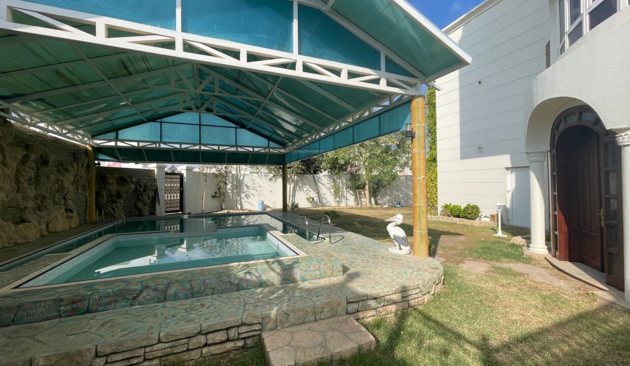 WhatsApp Image 2025-12-18 at 11.28.51 AM (1)