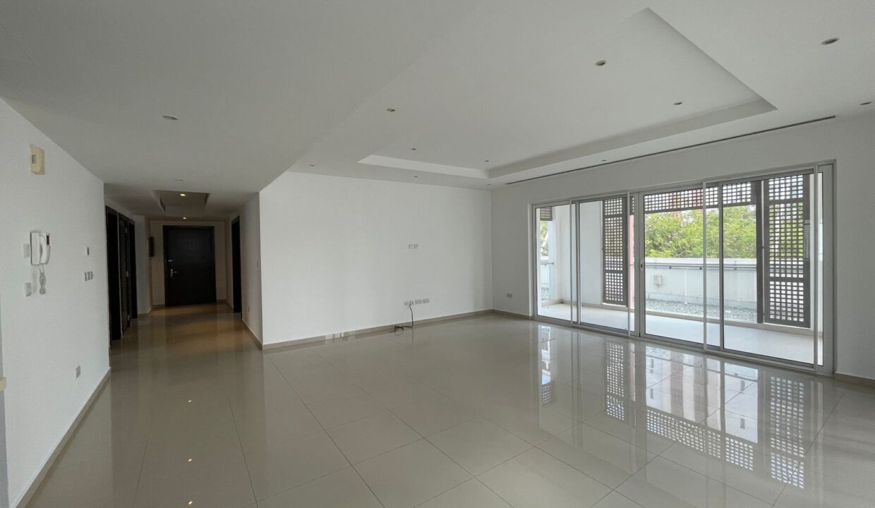 WhatsApp Image 2025-12-22 at 12.33.59 PM (1)