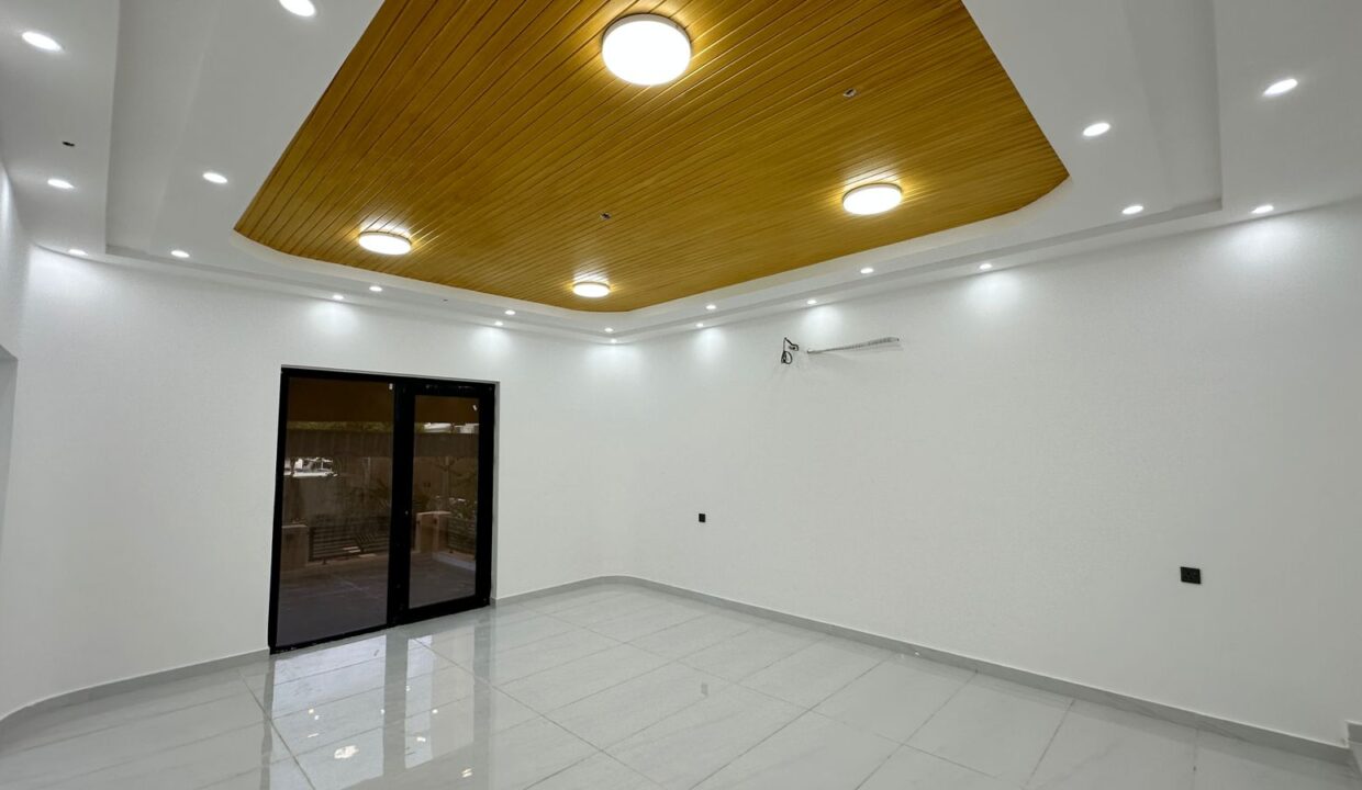 WhatsApp Image 2026-01-11 at 4.43.07 PM (1)